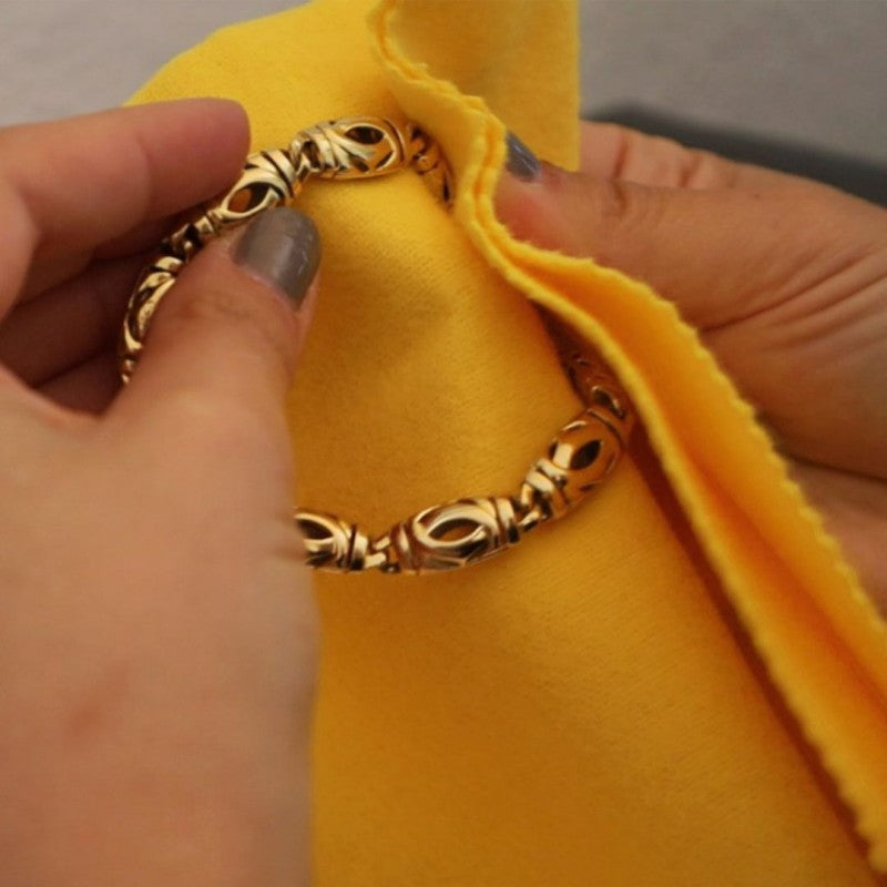 HAGERTY Gold Cloth – Reinigungstuch für Goldschmuck